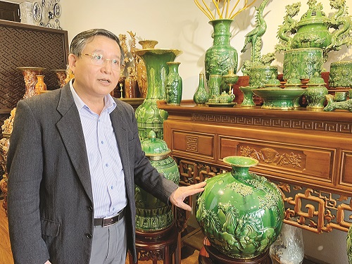 Sản phẩm gốm mỹ nghệ cao cấp men ngọc của nghệ nhân Trần Độ Sản phẩm gốm mỹ nghệ cao cấp men ngọc của nghệ nhân Trần Độ