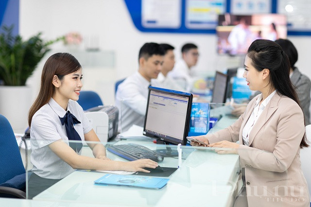VNPT bố trí, sắp xếp các điểm trực tại phòng giao dịch trên toàn quốc. VNPT bố trí, sắp xếp các điểm trực tại phòng giao dịch trên toàn quốc.