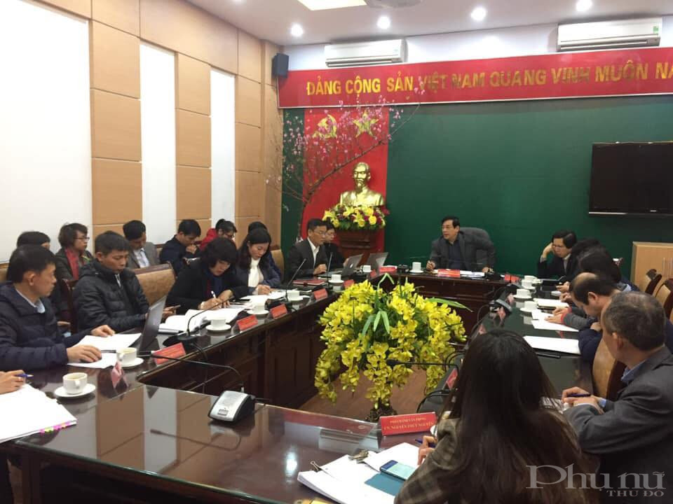 Hội đồng Chuyên môn Bộ Y tế họp và ban hành Quyết định Hướng dẫn chẩn đoán và điều trị bệnh viêm phổi cấp do chủng virus Corona mới ngày 16/1/2020