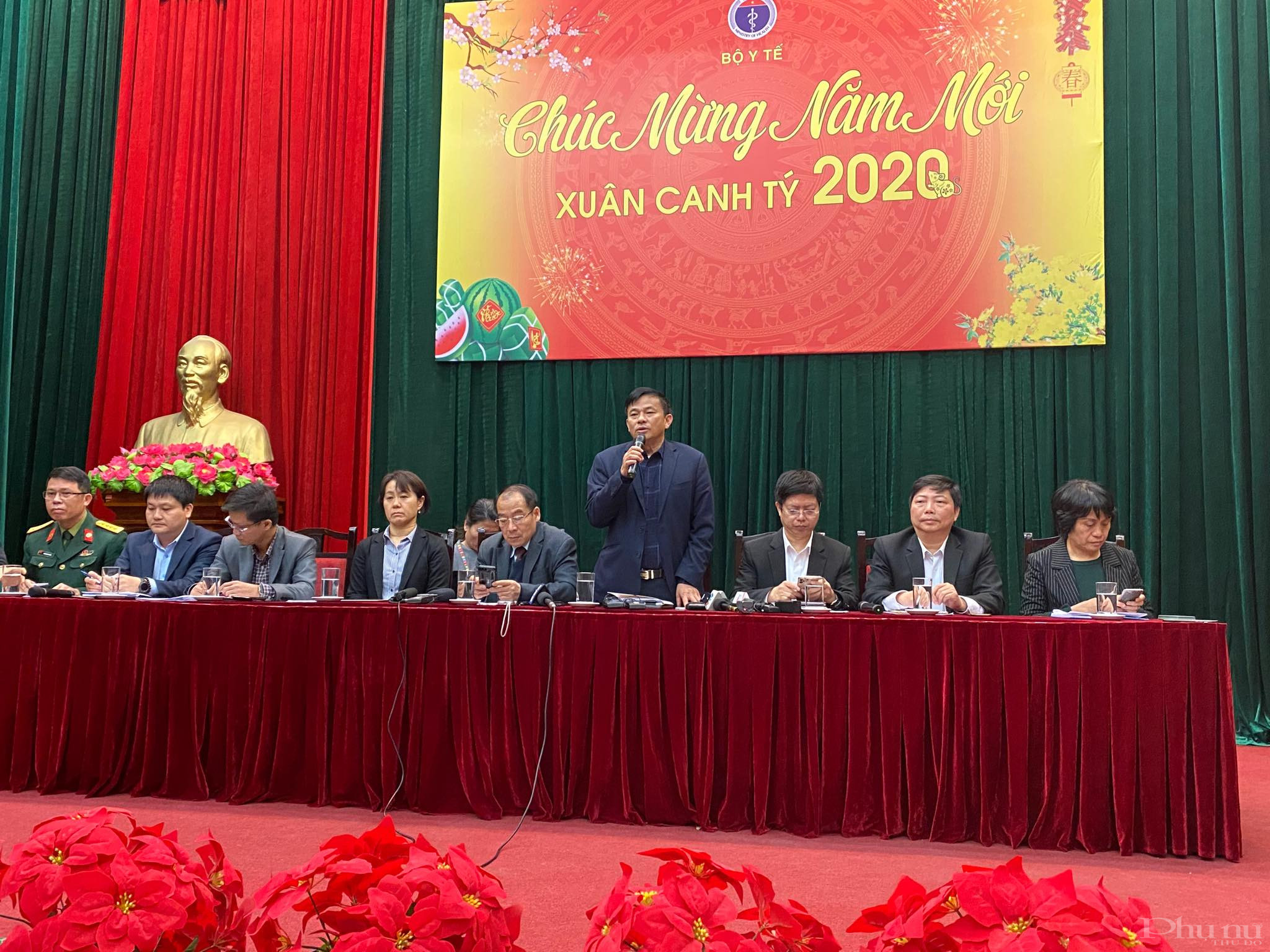 &ocirc;ng Nguyễn Đ&igrave;nh Anh, Vụ trưởng Vụ Truyền th&ocirc;ng, Thi đua khen thưởng - Bộ Y tế th&ocirc;ng tin tại cuộc họp b&aacute;o.