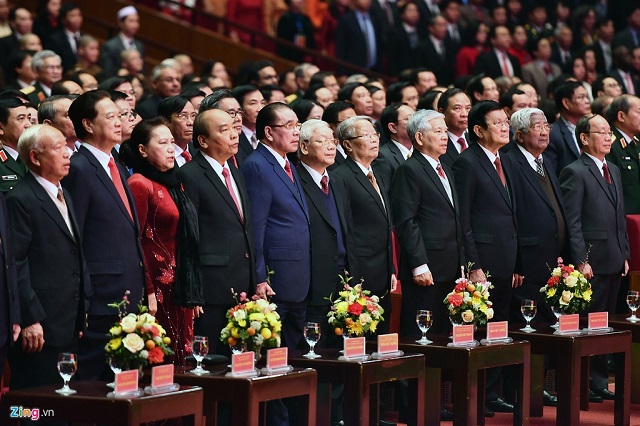 C&aacute;c đồng ch&iacute; l&atilde;nh đạo, nguy&ecirc;n l&atilde;nh đạo Đảng, Nh&agrave; nước v&agrave; c&aacute;c đại biểu dự lễ kỷ niệm.