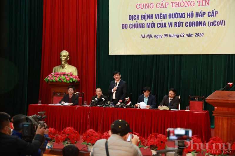 Quang cảnh buổi họp báo