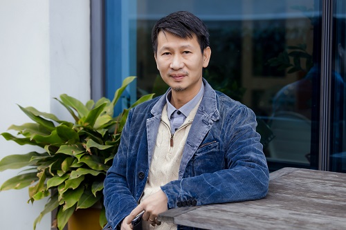 Đạo diễn Nguyễn Phan Quang Bình