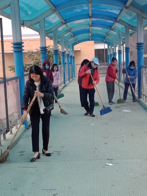 Hội LHPN quận Hoàng Mai tổng vệ sinh môi trường phòng chống dịch Corona Hội LHPN quận Hoàng Mai tổng vệ sinh môi trường phòng chống dịch Corona