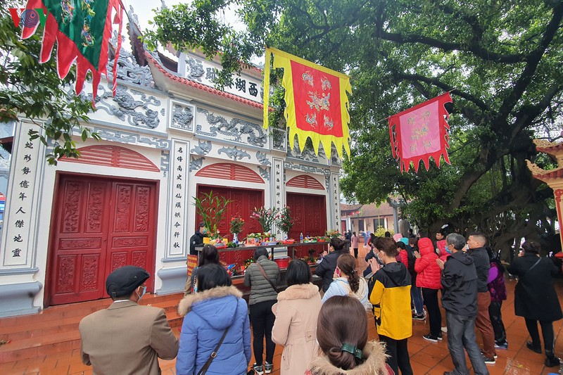 Phủ Tây Hồ đóng cửa ngày 5/2