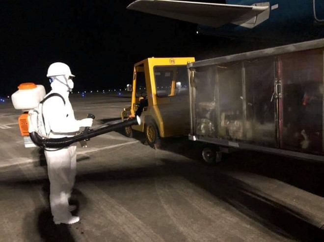 C&ocirc;ng t&aacute;c khử tr&ugrave;ng được thực hiện kỹ lưỡng để ph&ograve;ng dịch