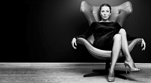 Nữ quyền không ở đâu xa mà chính là  biết tự chiều chuộng bản thân - ảnh 1