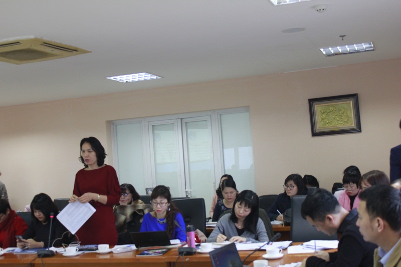 Bà Lê Quỳnh Lan, Quản lý kỹ thuật chương trình Giới, Bảo vệ trẻ em và Hòa nhập, Tổ chức Plan Kết hôn trẻ em cũng là rào cản khiến phụ nữ DTTS rơi vào vòng luẩn quẩn đói nghèo. Do đó giải pháp cần phải thực hiện là: Cung cấp thông tin về hệ lụy của tảo hôn; Tạo ra các cơ hội thảo luận trong cộng đồng để thách thức các thực hành không tốt; Làm việc với em trai và nam giới; Giải quyết vấn đề bất bình đẳng giới...