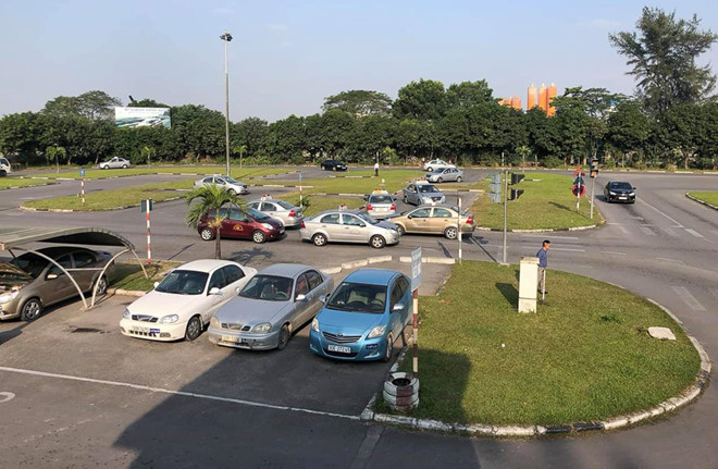 Từ năm 2020 thi bằng l&aacute;i &ocirc; t&ocirc; sẽ kh&oacute; hơn nhưng học ph&iacute; kh&ocirc;ng tăng như đồn thổi.