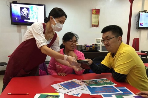 Cửa h&agrave;ng ăn của chị B&ugrave;i Thị Hạnh ở Mi&ecirc;u Lật thưa vắng kh&aacute;ch v&igrave; dịch bệnh (ảnh do NVCC)