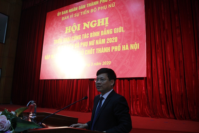 đồng chí: Ngô Văn Quý- Phó Chủ tịch UBND TP Hà Nội, Trưởng Ban Vì sự tiến bộ phụ nữ thành phố Hà Nội