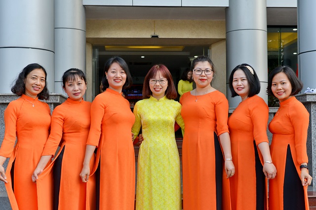 Phụ nữ Công ty Lọc hóa dầu Bình Sơn hưởng ứng "Tuần lễ áo dài Việt Nam 2020" - ảnh 5