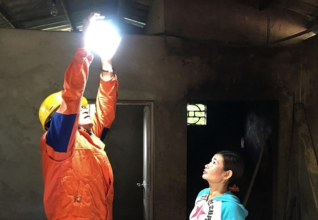 Tổn thất điện năng trong tháng 2/2020 của EVNNPC là 4,67%, giảm 0,38% so với cùng kỳ 2019. Tổn thất điện năng trong tháng 2/2020 của EVNNPC là 4,67%, giảm 0,38% so với cùng kỳ 2019.