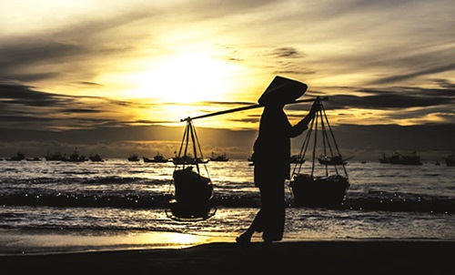 Hình ảnh người mẹ  trong thơ Nguyễn Ngọc Hạnh - ảnh 1