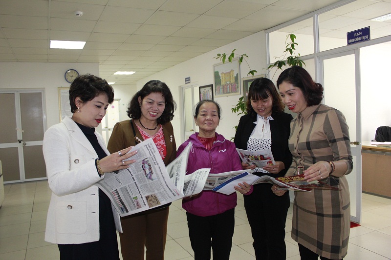 Trong nhiều năm qua, Báo Phụ nữ Thủ đô không những làm tốt công tác nhiệm vụ tuyên truyền tuyên truyền hoạt động của cấp Hội, phong trào phụ nữ, góp phần tích cực hướng dẫn chị em tri thức đời sống, là một trong những tờ báo đi đầu trong việc bảo vệ quyền và lợi ích hợp pháp, chính đáng của phụ nữ và trẻ em dựa trên đường lối chính sách luật pháp của Đảng và Nhà nước...