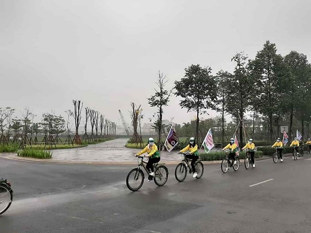 Tặng sữa và khẩu trang cho các cháu tại Trung tâm nuôi dưỡng trẻ em mồ côi Hà Cầu - ảnh 7