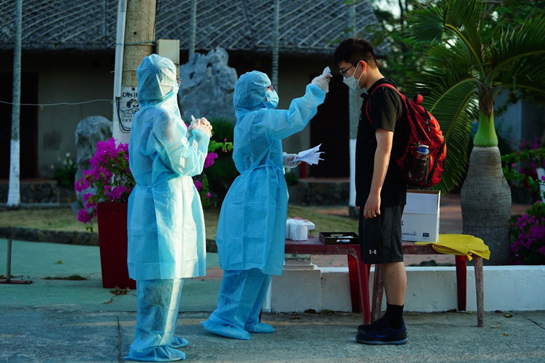 Những người đầu tiên được cách ly theo hình thức có trả phí ở resort Phương Nam, huyện Cần Giờ, TP Hồ Chí Minh Những người đầu tiên được cách ly theo hình thức có trả phí ở resort Phương Nam, huyện Cần Giờ, TP Hồ Chí Minh