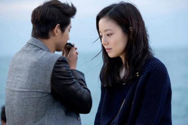 Vợ mất niềm tin  khi bị chồng  phản bội - ảnh 1