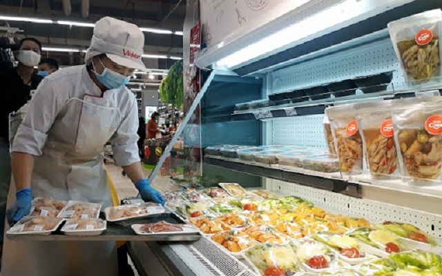 C&aacute;c địa phương đảm bảo cung ứng h&agrave;ng h&oacute;a thiết yếu tr&ecirc;n địa b&agrave;n, kh&ocirc;ng để thiếu h&agrave;ng trong mọi t&igrave;nh huống.