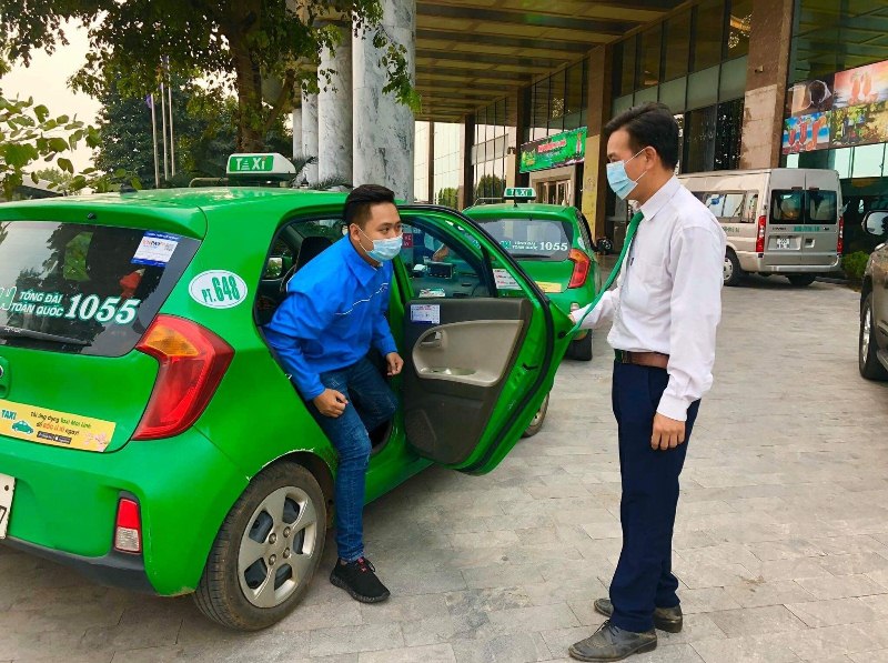 H&atilde;ng Taxi Mai Linh được Sở Giao th&ocirc;ng vận tải TPHCM chọn để vận chuyển người d&acirc;n miễn ph&iacute; trong t&igrave;nh huống khẩn cấp.