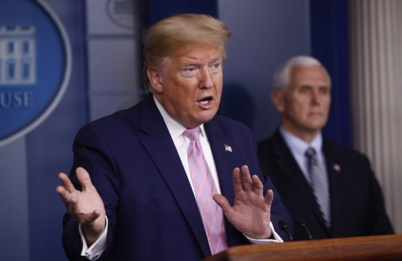 Tổng thống Donald Trump tại cuộc họp báo về Covid-19 hôm 4/4.