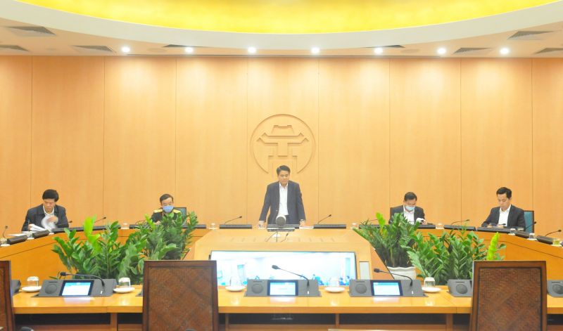 Chủ tịch UBND TP Nguyễn Đức Chung phát biểu tại phiên họp Chủ tịch UBND TP Nguyễn Đức Chung phát biểu tại phiên họp