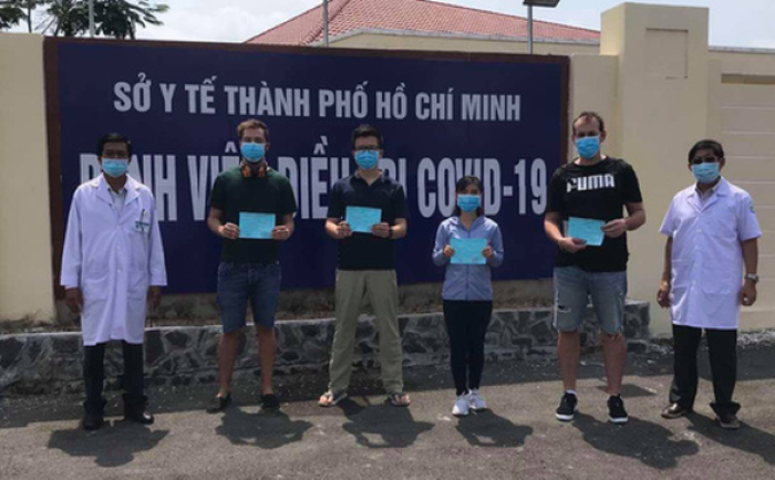 BN được Bệnh viện Điều trị Covid-19 Cần Giờ cho xuất viện vào ngày 7/4.