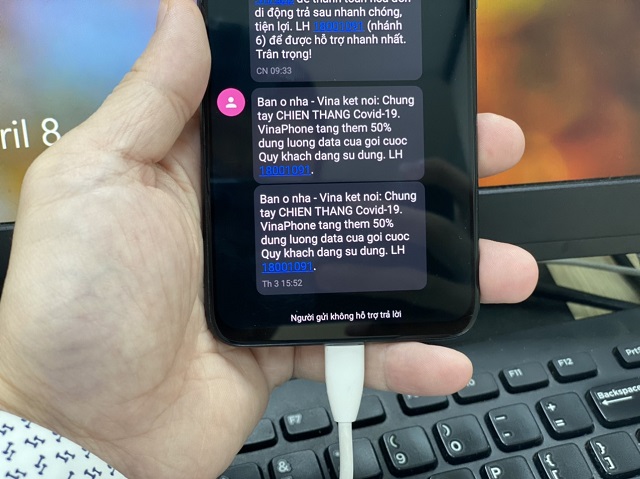 VinaPhone nhắn tin cho khách hàng