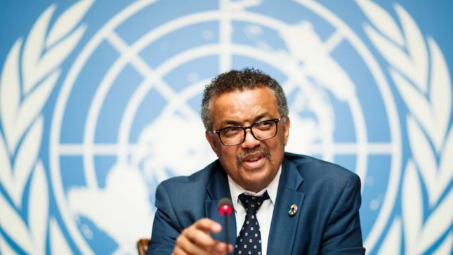 Tổng giám đốc WHO chỉ trích quan điểm thử nghiệm thuốc COVID-19 tại châu Phi - ảnh 1