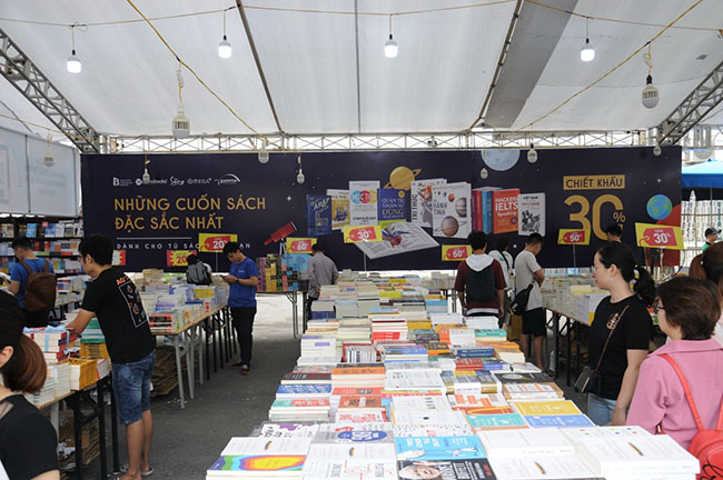 Bộ Thông tin - Truyền thông tổ chức Hội sách Online nhân Ngày sách Việt Nam - ảnh 1