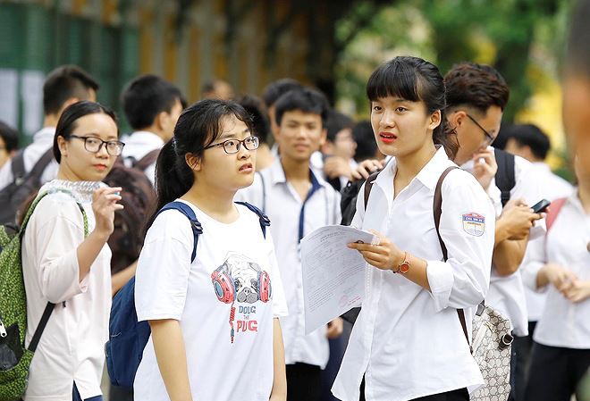 Năm nay, vì dịch bệnh, Hà Nội đã điều chỉnh nhiều nội dung trong kế hoạch tuyển sinh vào lớp 10 THPT năm học 2020-2021 (ảnh minh họa) Năm nay, vì dịch bệnh, Hà Nội đã điều chỉnh nhiều nội dung trong kế hoạch tuyển sinh vào lớp 10 THPT năm học 2020-2021 (ảnh minh họa)