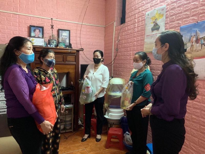 Phát huy thế mạnh của mình, các cấp Hội LHPN quận Đống Đa đã góp phần hỗ trợ cuộc sống khó khăn của hội viên phụ nữ bị ảnh hưởng bởi dịch Covid-19