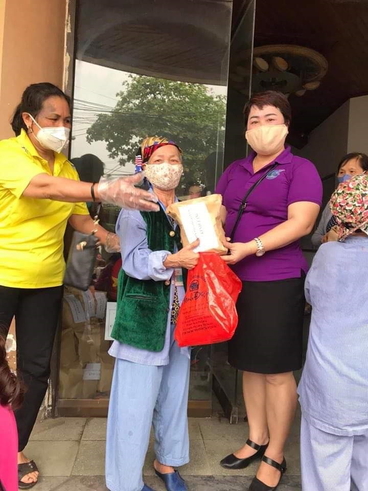 Các cấp Hội Phụ nữ Hà Đông tiếp tục ủng hộ phụ nữ nghèo, bệnh nhân bệnh viện K