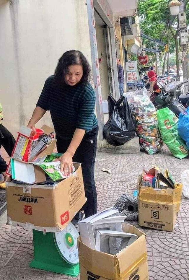 Đặc biệt, mô hình “Thu gom phế liệu xây dựng quỹ Tình thương” là mô hình được triển khai hiệu quả nhất, có tác động mạnh mẽ, sâu sắc tới tư tưởng, nhận thức và hành động của mọi người, mọi nhà
