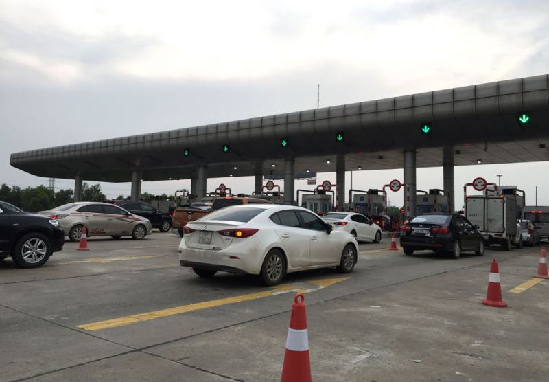 Trạm thu phí cao tốc Hà Nội - Hải Phòng không xảy ra ùn tắc.