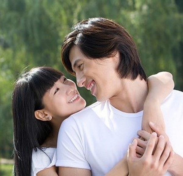Phụ nữ có nên chủ động tỏ tình? - ảnh 1