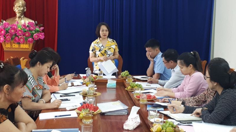 Phát biểu kết luận buổi làm việc, đồng chí Phạm Thị Thanh Hương – Phó Chủ tịch Hội LHPN Hà Nội ghi nhận và đánh giá cao những kết quả mà Hội LHPN quận Hoàng Mai đã đạt được trong công tác lãnh đạo, chỉ đạo việc thực hiện các hoạt động ủy thác nguồn vốn ngân sách qua NHCSXH