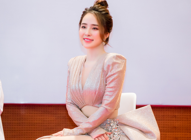 Đây là sự kiện đầu tiên Quỳnh Nga tham dự sau mùa dịch bệnh