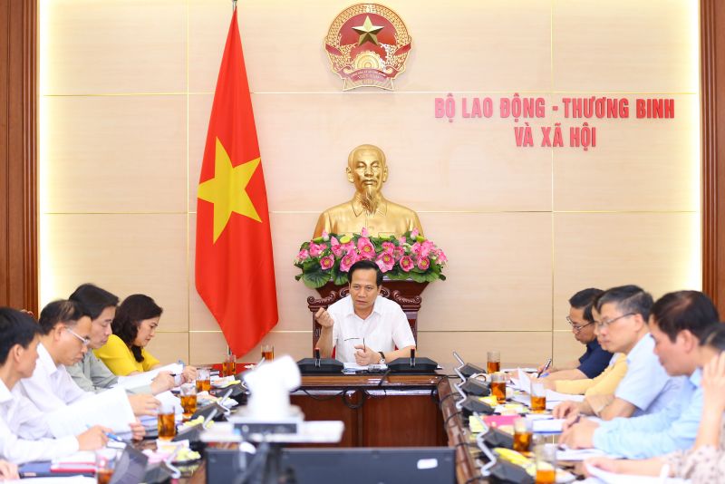Phiên họp của Bộ LĐ, TB&XH liên quan đến công tác thực hiện quyền trẻ em và bảo vệ trẻ em để hoàn thiện dự thảo Chỉ thị của Thủ tướng Chính phủ Phiên họp của Bộ LĐ, TB&XH liên quan đến công tác thực hiện quyền trẻ em và bảo vệ trẻ em để hoàn thiện dự thảo Chỉ thị của Thủ tướng Chính phủ