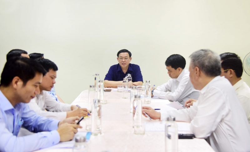 Bí thư Thành ủy Hà Nội Vương Đình Huệ phát biểu tại buổi kiểm tra công tác chuẩn bị Lễ kỷ niệm cấp quốc gia 130 năm Ngày sinh Chủ tịch Hồ Chí Minh. Ảnh: VGP Bí thư Thành ủy Hà Nội Vương Đình Huệ phát biểu tại buổi kiểm tra công tác chuẩn bị Lễ kỷ niệm cấp quốc gia 130 năm Ngày sinh Chủ tịch Hồ Chí Minh. Ảnh: VGP