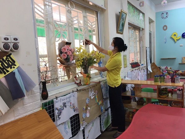 Trường mầm non 20/10 tổng vệ sinh lớp học để đón trẻ trở lại Trường mầm non 20/10 tổng vệ sinh lớp học để đón trẻ trở lại