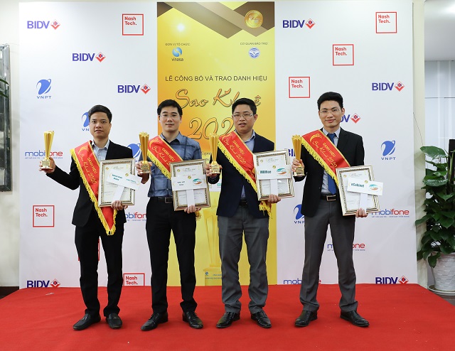 Đại diện Viettel nhận các hạng mục giải thưởng Sao Khuê 2020. Đại diện Viettel nhận các hạng mục giải thưởng Sao Khuê 2020.