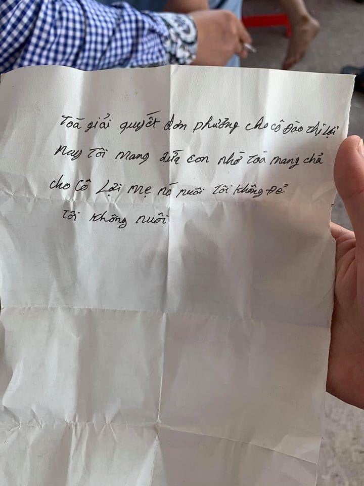 Mẩu giấy trả lại con của người cha Mẩu giấy trả lại con của người cha