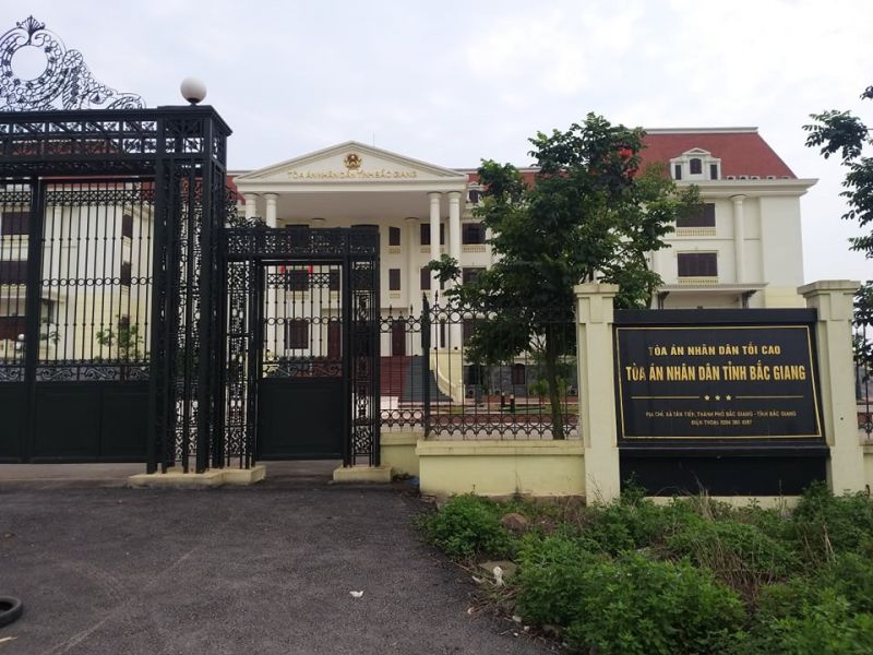 Tòa án nhân dân tình Bắc Giang, nơi cháu bé bị bố mẹ bỏ rơi Tòa án nhân dân tình Bắc Giang, nơi cháu bé bị bố mẹ bỏ rơi