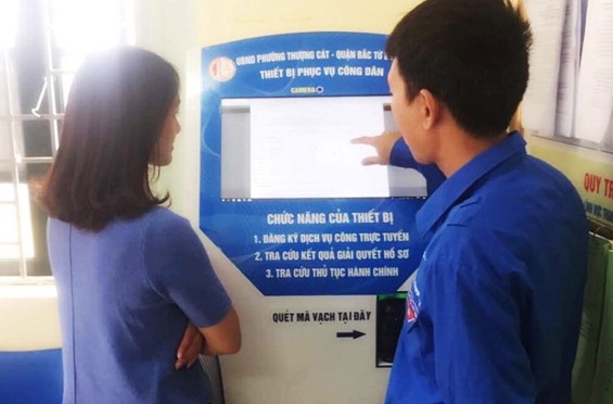 Người dân có thể tự tra cứu TTHC tại các phường trên địa bàn TP Người dân có thể tự tra cứu TTHC tại các phường trên địa bàn TP