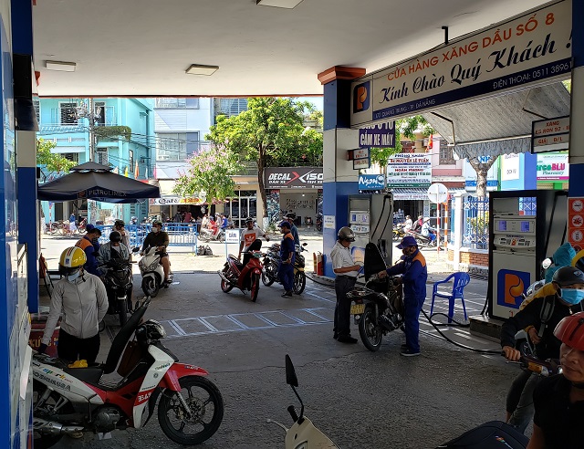 Nhu cầu sử dụng phương tiện giao thông đã tăng lên ở châu Á,  trong đó có Việt Nam là tín hiệu tốt cho sự phục hồi nhu cầu xăng dầu châu Á. Nhu cầu sử dụng phương tiện giao thông đã tăng lên ở châu Á,  trong đó có Việt Nam là tín hiệu tốt cho sự phục hồi nhu cầu xăng dầu châu Á.