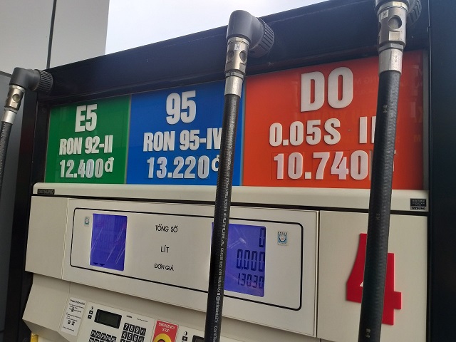 Giá xăng 92 đã được Giá xăng 92 đã được