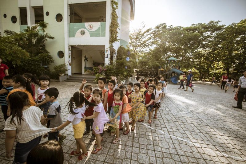 Trẻ em - Đối tượng yếu thế trên môi trường internet cần được bảo vệ bởi nhiều thiết chế