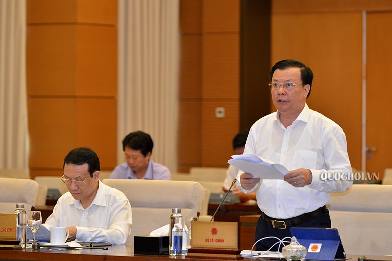 Bộ trưởng Bộ Tài chính Đinh Tiến Dũng. Bộ trưởng Bộ Tài chính Đinh Tiến Dũng.