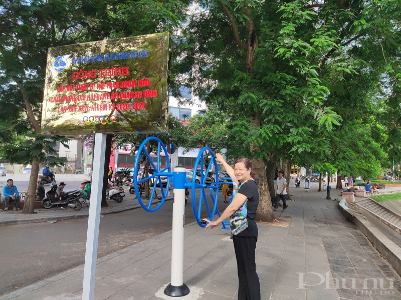 Trong thời gian tới, Hội Phụ nữ quận, phường Ngọc Khánh  sẽ tiếp tục huy động nguồn xã hội hóa để lắp đặt thêm các thiết bị thể thao phù hợp với nhu cầu sử dụng của người dân
